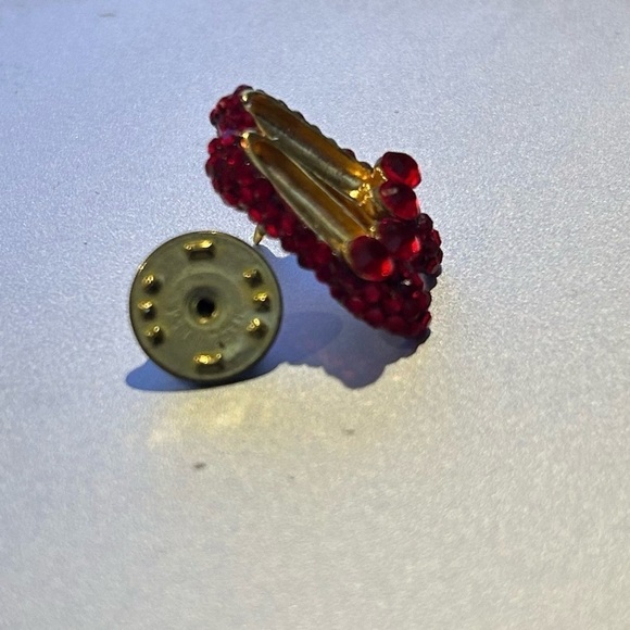 Vintage Ruby Red Slipper Pin - Picture 11 of 16